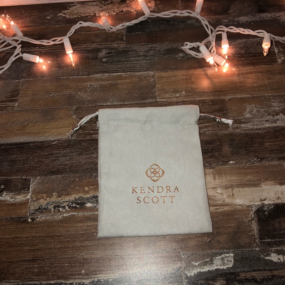 Kendra Scott jewelry bag